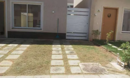 Sobrado com 3 dormitórios à venda, 90 m² - Condomínio Jardins do Parque Amendoeiras - Taubaté/SP