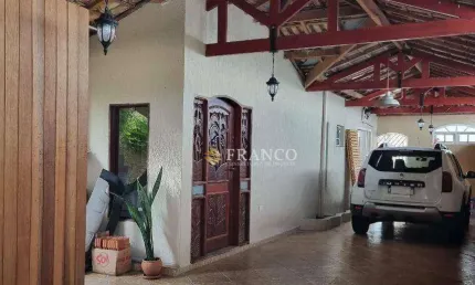 Casa com 3 dormitórios à venda, 320 m² - Chácara do Visconde - Taubaté/SP