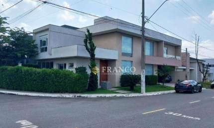 Sobrado com 3 dormitórios à venda, 266m² - Campos do Conde Chambord - Tremembé/SP
