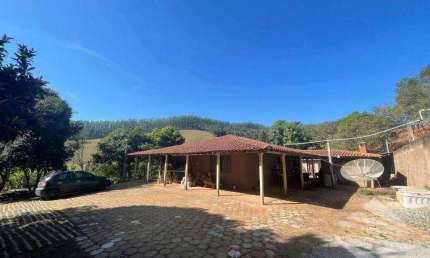 Chácara com 2 dormitórios à venda, 9.348,50m² - Registro - Taubaté/SP