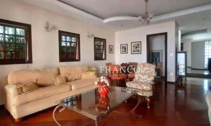 Sobrado com 3 dormitórios à venda, 352,54m² - Condomínio Taubaté Village - Taubaté/SP