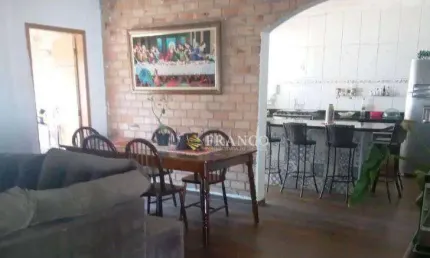 Chácara com 3 dormitórios à venda, 1380 m² - Chácaras Ingrid - Taubaté/SP