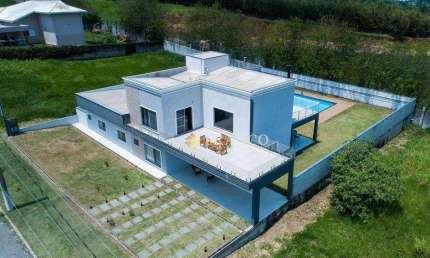 Sobrado à venda, 300 m² por R$ 1.800.000,00 - Condomínio Village da Serra - Tremembé/SP