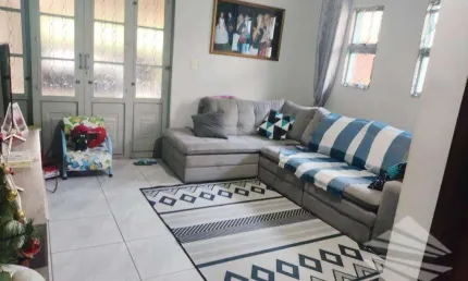 Sobrado com 3 dormitórios à venda, 160 m² - Jardim do Lago - Taubaté/SP