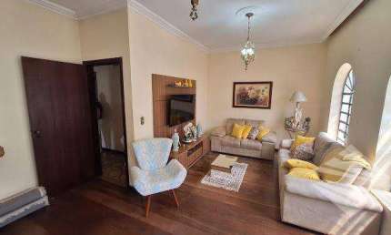 Casa com 3 dormitórios à venda, 250 m² - Jardim das Nações - Taubaté/SP