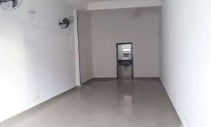 Ponto comercial com 1 sala para alugar na Rua Quinze de Novembro, Centro, Taubaté