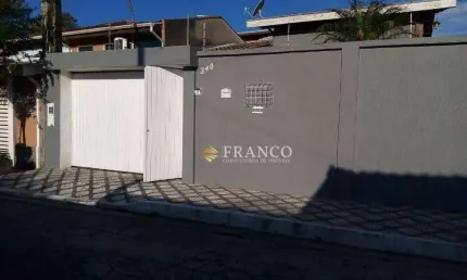 Casa com 3 dormitórios à venda, 125 m² - Village Tremembé - Tremembé/SP