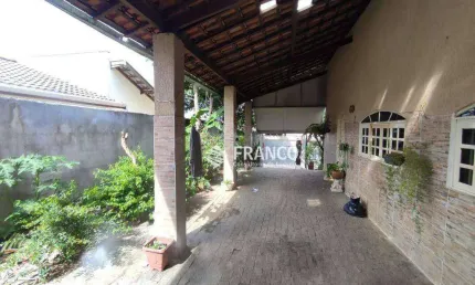 Casa com 2 dormitórios à venda, 309,42m² - Residencial Estoril - Taubaté/SP