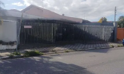 Casa com 3 dormitórios à venda, 420 m² - Vila São José - Taubaté/SP