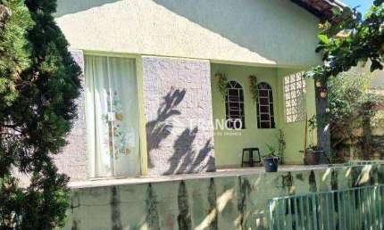 Casa com 4 dormitórios à venda, 159 m² - Jardim Bela Vista - Taubaté/SP