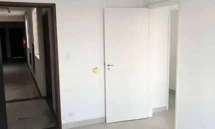 Sala comercial com 4 salas à venda na Rua Carneiro de Souza, Centro, Taubaté