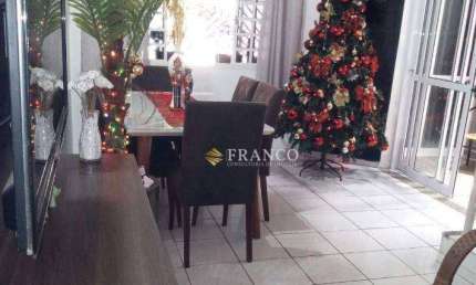 Sobrado à venda, 145 m² por R$ 555.000,00 - Esplanada Independência - Taubaté/SP