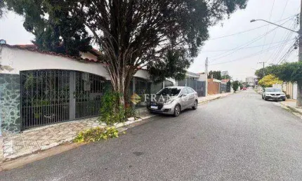 Casa com 3 dormitórios à venda, 188,19m² - Independência - Taubaté/SP
