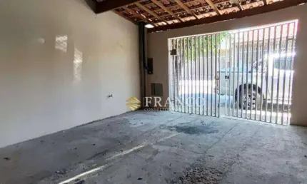 Casa com 2 dormitórios para alugar, 125 m² por R$ 1.543,10/mês - Quiririm - Taubaté/SP