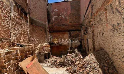 Terreno à venda na Praça Doutor Paula de Toledo, Centro, Taubaté