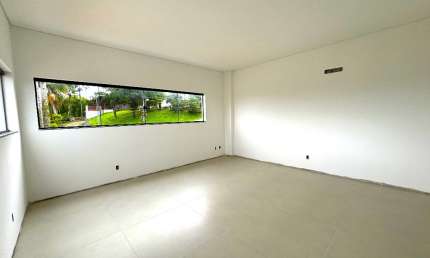 Sala comercial nova com 71,97 m² à venda no bairro Boa Vista em Joinville por R$ 597.000,00.