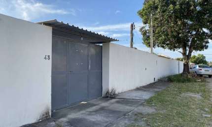Casa com 3 quartos à venda na Vila Capri, Araruama 