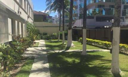 Apartamento de 2 Quartos (1 Suíte) a 100 Metros da Praia em Cabo Frio