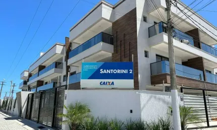 Apartamentos de 2 Quartos (1 Suíte) à Beira da Lagoa no Centro de Araruama
