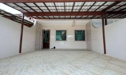Casa com 2 quartos (1 suite )  garagem para 2 carros na Pontinha