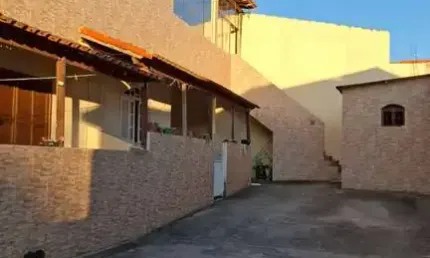 Casa com 1 quarto para alugar na Praça da Bandeira, Araruama 