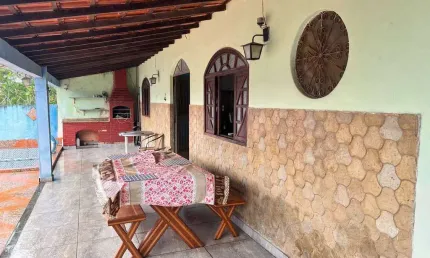 Casa com 3 quartos  (1 suite) - Três vendas - Araruama - RJ