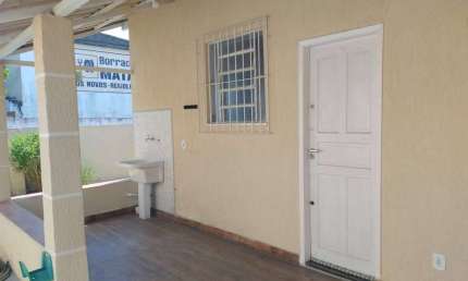 Casa 2 quartos Aluguel Residencial e Comercial  - Araruama - RJ