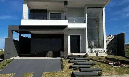 Casa com 4 quartos (1 suíte) no Condomínio Viverde II - São Pedro da Aldeia