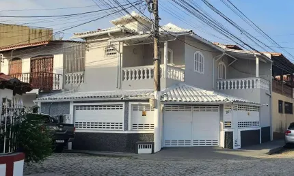 Casa Duplex com 3 quartos, próxima a Rodoviária em Cabo Frio - RJ