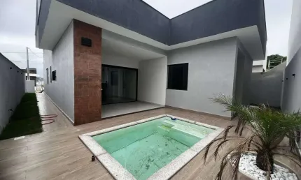 Casa à Venda com 3 quartos, sendo 1 suíte com closet - Cond. Viverde