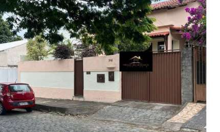 Casa à venda com 3 quartos, sendo 1 suíte, no Rio do Limão - Araruama/RJ