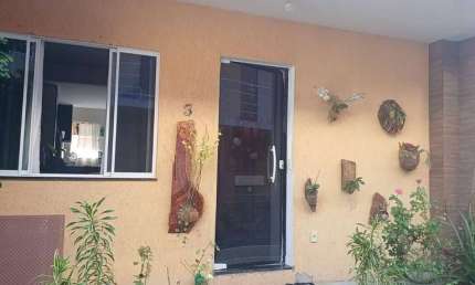 Casa com 2 quartos à venda no Viaduto, Araruama 