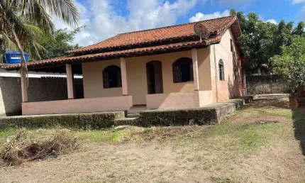 Casa à venda com 2 quartos + Edícula no Jardim São Paulo - Araruama/RJ