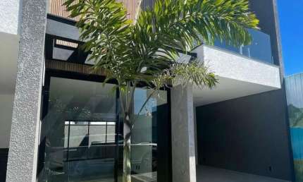 Casa sobrado à venda no Residencial Vila do Papagaio, casa 16.