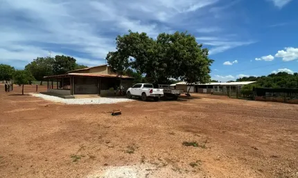 Fazenda à venda; 244,4 hectares; há 2km da cidade de Sandolândia/TO.