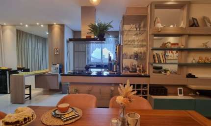 Apartamento com 3 Quartos, sendo 1 suíte e 2 banheiro à Venda, 179 m² -Ingleses/SC