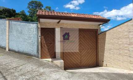 Casa de luxo em Laranjeiras - Caieiras com 4 suítes e 300m² de área útil por R$1.400.000 - Venda