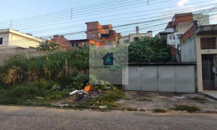 **Descubra o seu novo lar no Jardim Luciana!** Este incrível lote/terreno, disponível por apenas R$ 180.000,00, é a oportunidade que você esperava para construir a casa dos seus sonhos. Situado em uma
