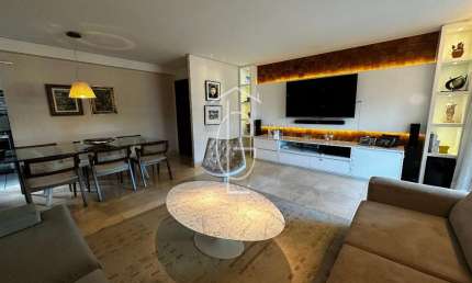 Belíssimo apartamento PORTEIRA FECHADA com excelente localização no Rosarinho