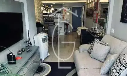 OPORTUNIDADE DE COMPRA DE LIND&#205;SSIMO APARTAMENTO REFORMADO NO PINA