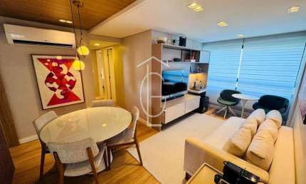 BEL&#205;SSIMO APARTAMENTO REFORMADO E COM M&#211;VEIS PLANEJADOS NA TORRE