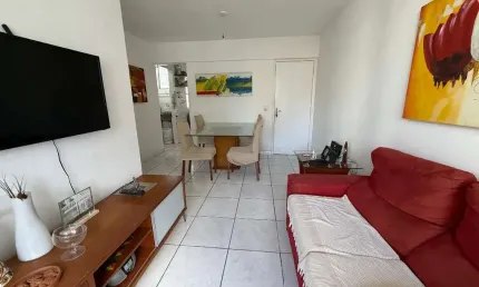 Excelente apartamento de 70m&#178; em localiza&#199;&#195;o privilegiada no espinheiro