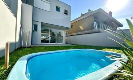Casa nova no Loteamente Pamplona, no bairro Rio Tavares em Florianópolis