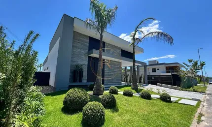 Res. Reserva da Pedra - Casa térrea com piscina em condomínio fechado – Reserva da Pedra, Pedra Branca, Palhoça/SC