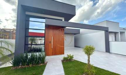 Casa nova com suíte e acabamento impecável no Loteamento Lisboa 3 – Forquilhas, São José/SC
