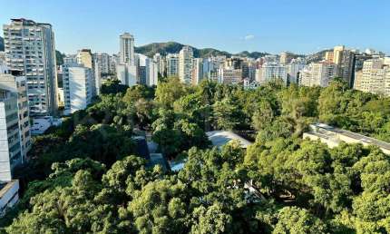 Apartamento de 4 quartos, com 145m², à venda em Icaraí, Niterói/RJ