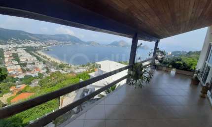 Casa em condomínio fechado com 4 quartos à venda na Rua Doutor Henrique Portugal, São Francisco, Niterói