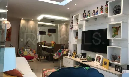 Apartamento de 3 quartos, com 124m², à venda em Charitas, Niterói/RJ