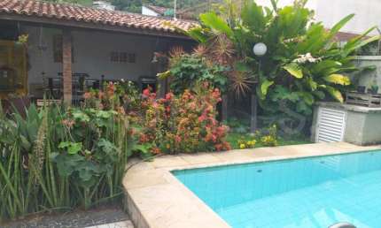 Casa com 4 quartos à venda na Rua Goitacases, São Francisco, Niterói