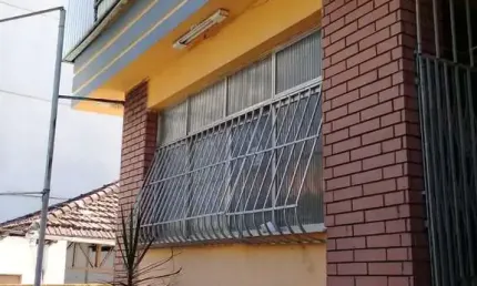 Prédio à venda na Rua Eduardo Luiz Gomes, Centro, Niterói